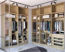 Walk-in Wardrobe